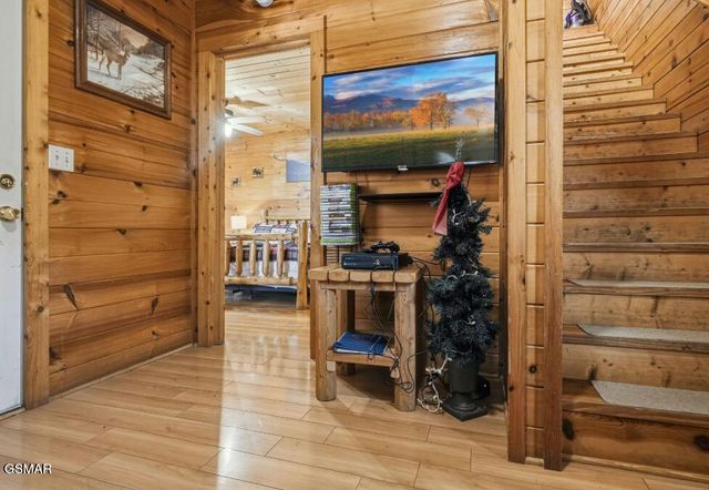 3537 Bear Pen Gap Road, Sevierville, TN 37876