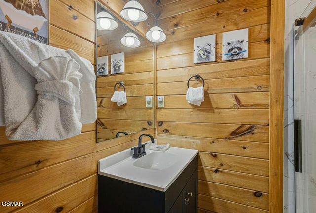 3537 Bear Pen Gap Road, Sevierville, TN 37876