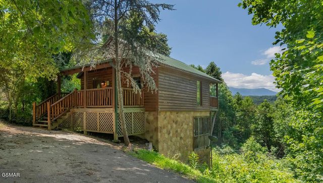 3537 Bear Pen Gap Road, Sevierville, TN 37876
