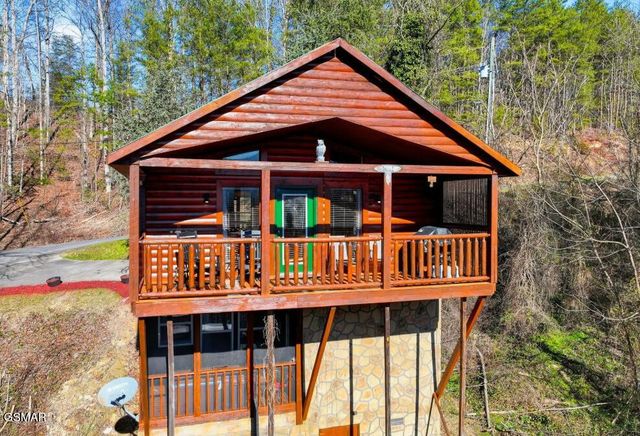 3537 Bear Pen Gap Road, Sevierville, TN 37876