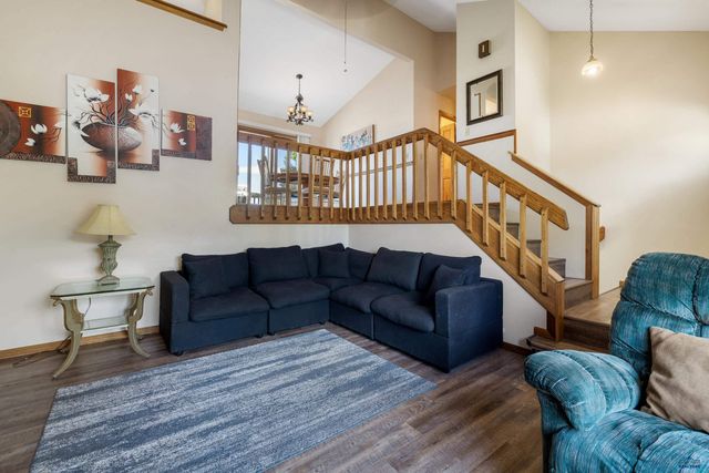 3704 MEADOWBROOK DR, Rapid City, SD 57702