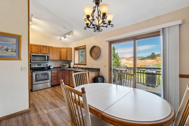 3704 MEADOWBROOK DR, Rapid City, SD 57702