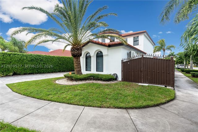 15011 SW 11th St, Miami, FL 33194