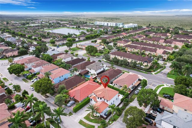 15011 SW 11th St, Miami, FL 33194