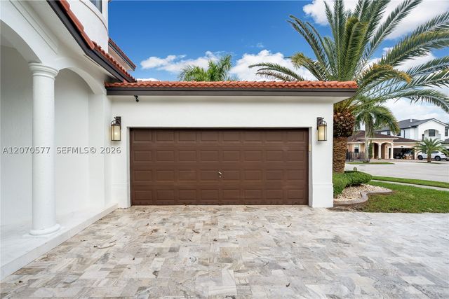 15011 SW 11th St, Miami, FL 33194