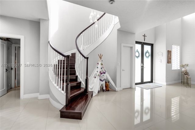 15011 SW 11th St, Miami, FL 33194