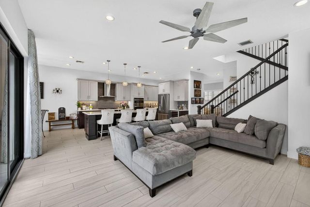 13343 Machiavelli Way, Palm Beach Gardens, FL 33418