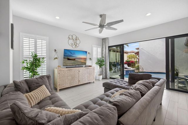 13343 Machiavelli Way, Palm Beach Gardens, FL 33418