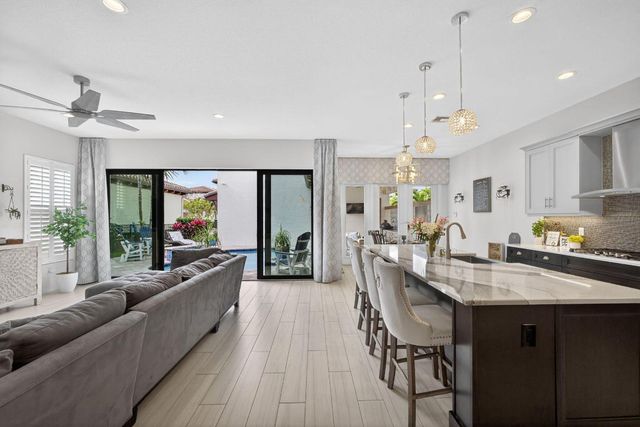 13343 Machiavelli Way, Palm Beach Gardens, FL 33418