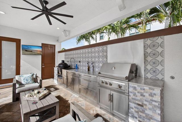 13343 Machiavelli Way, Palm Beach Gardens, FL 33418