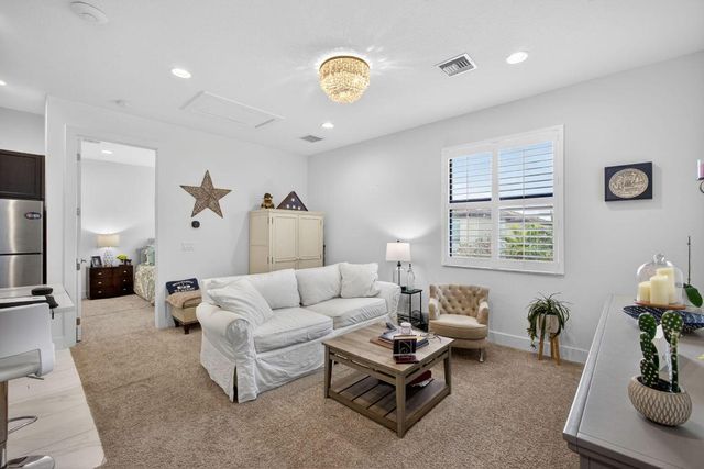 13343 Machiavelli Way, Palm Beach Gardens, FL 33418