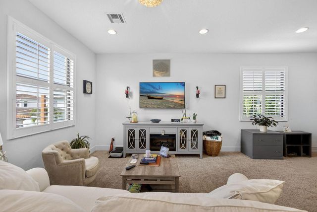 13343 Machiavelli Way, Palm Beach Gardens, FL 33418