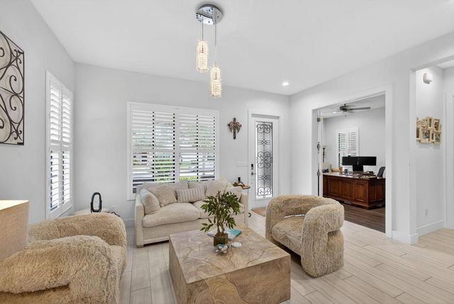 13343 Machiavelli Way, Palm Beach Gardens, FL 33418