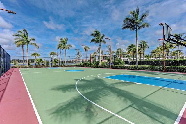 13343 Machiavelli Way, Palm Beach Gardens, FL 33418