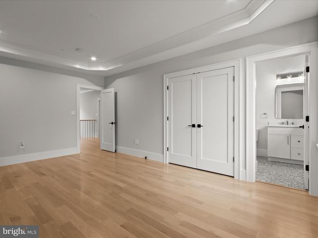 6815 BARR RD, Bethesda, MD 20816