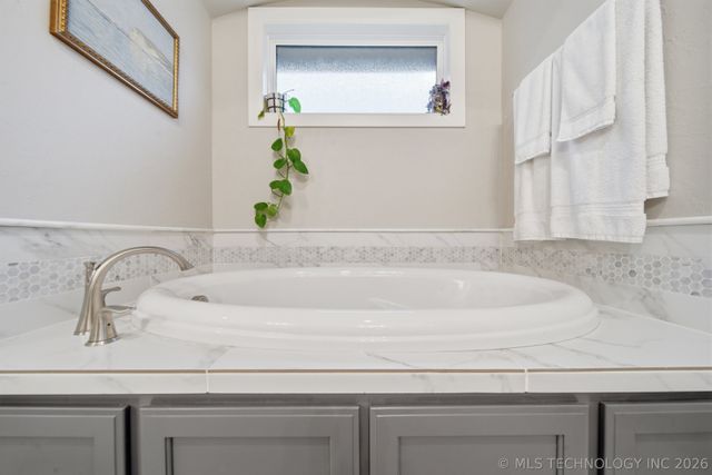 14806 E 77th Street North, Owasso, OK 74055