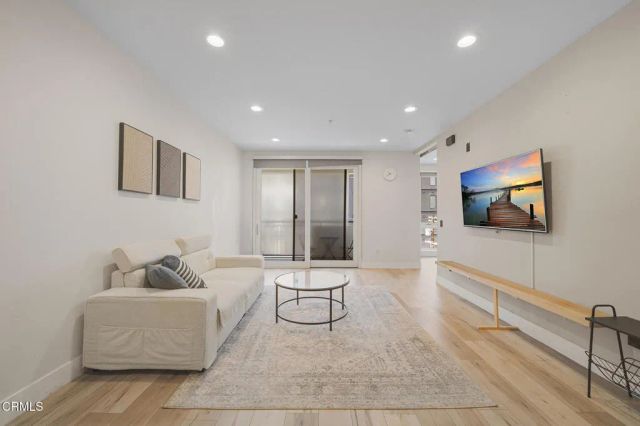 1234 Wilshire Boulevard 330, Los Angeles, CA 90017