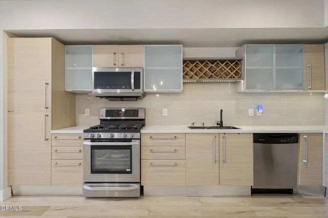 1234 Wilshire Boulevard 330, Los Angeles, CA 90017