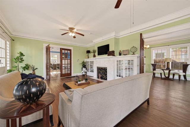 1723 Rosenberg Street, Galveston, TX 77550