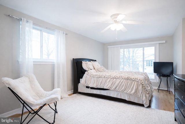 2412 SKYLAND PL SE, Washington, DC 20020