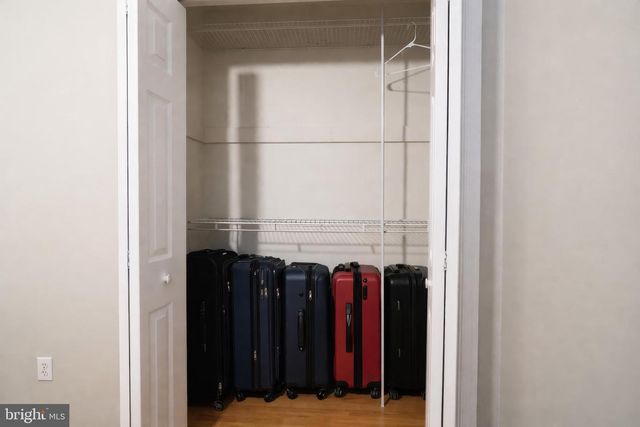 2412 SKYLAND PL SE, Washington, DC 20020