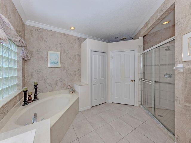 338 SAINT GEORGE COURT 11, Venice, FL 34293