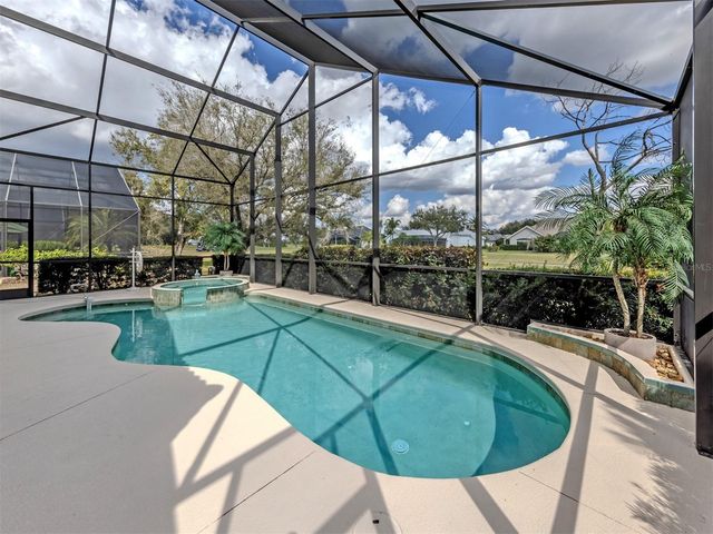 338 SAINT GEORGE COURT 11, Venice, FL 34293