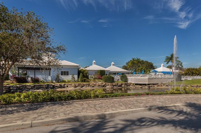 338 SAINT GEORGE COURT 11, Venice, FL 34293