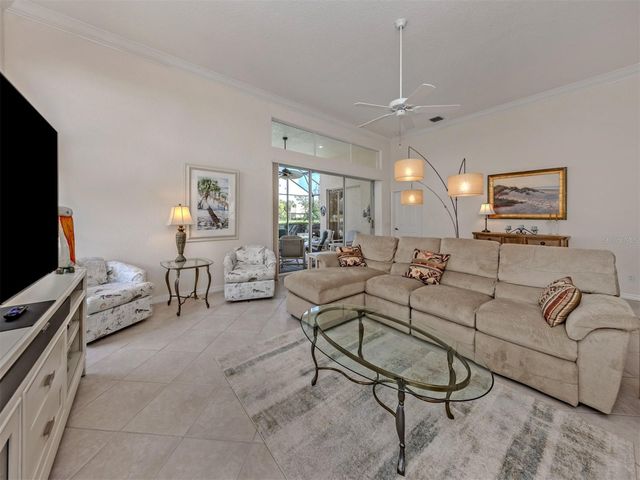 338 SAINT GEORGE COURT 11, Venice, FL 34293