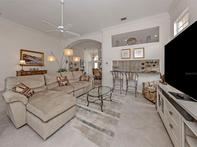 338 SAINT GEORGE COURT 11, Venice, FL 34293