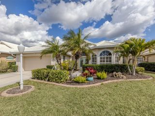338 SAINT GEORGE COURT 11, Venice, FL 34293