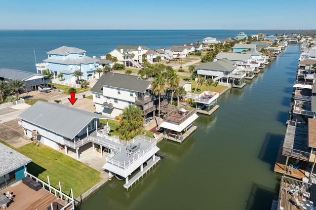 21911 Guadalupe Drive, Galveston, TX 77554