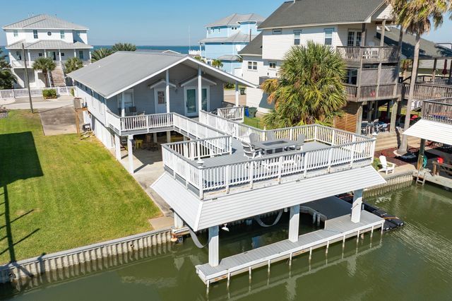 21911 Guadalupe Drive, Galveston, TX 77554