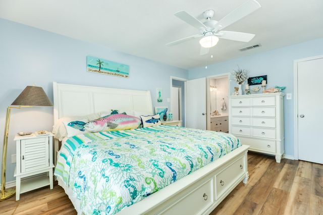 21911 Guadalupe Drive, Galveston, TX 77554