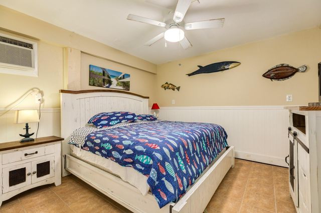 21911 Guadalupe Drive, Galveston, TX 77554