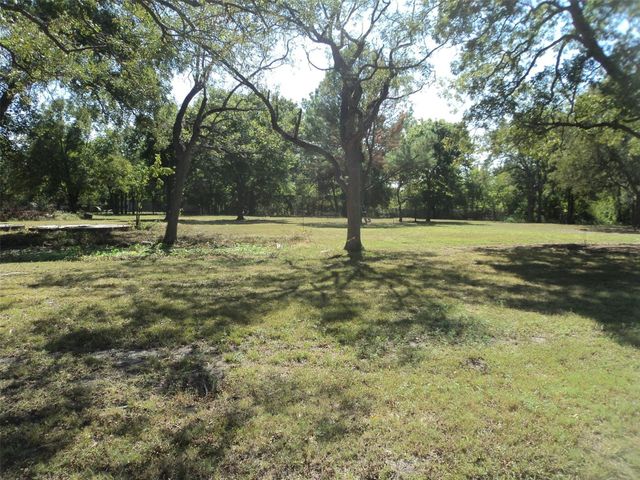 450 County Road 4225, Bonham, TX 75418