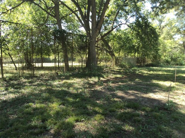 450 County Road 4225, Bonham, TX 75418
