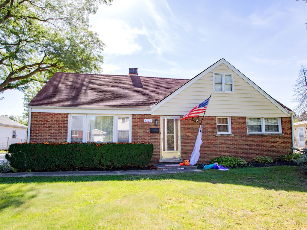 9627 Castello Avenue, Melrose Park, IL 60164 — exterior