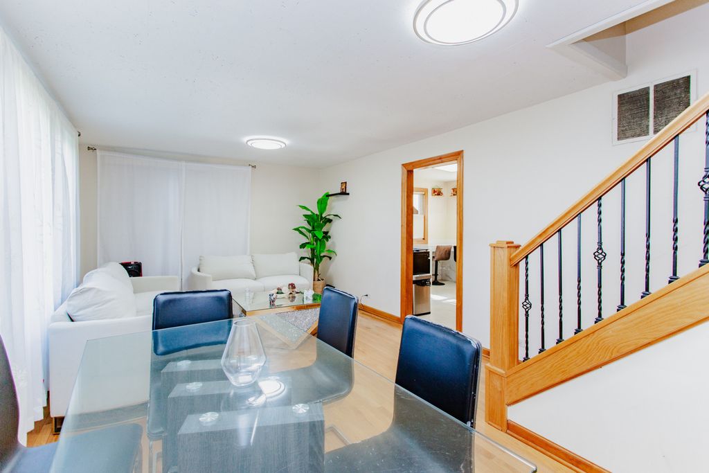 9627 Castello Avenue, Melrose Park, IL 60164 — photo 5