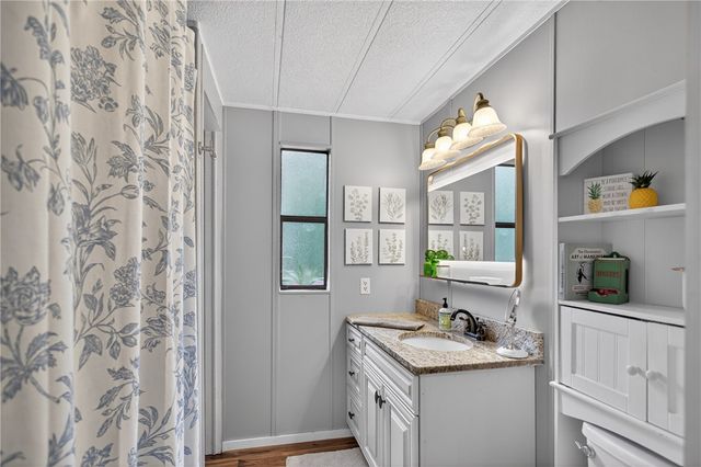 1757 Old Dobbin Bridge Rd Road, Townville, SC 29689