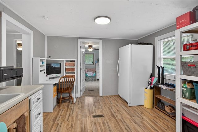 1757 Old Dobbin Bridge Rd Road, Townville, SC 29689