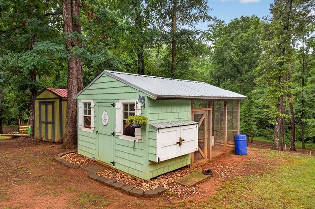 1757 Old Dobbin Bridge Rd Road, Townville, SC 29689