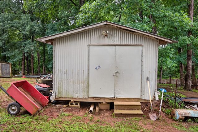 1757 Old Dobbin Bridge Rd Road, Townville, SC 29689