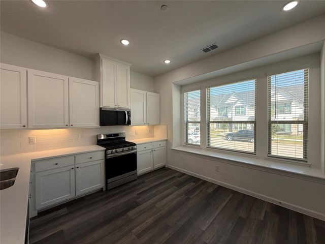 275 Buck Ridge Drive, Frisco, TX 75068