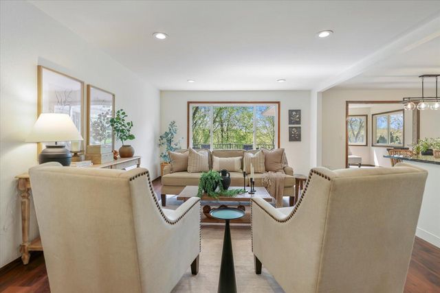 4497 Evergreen Drive, Vadnais Heights, MN 55127