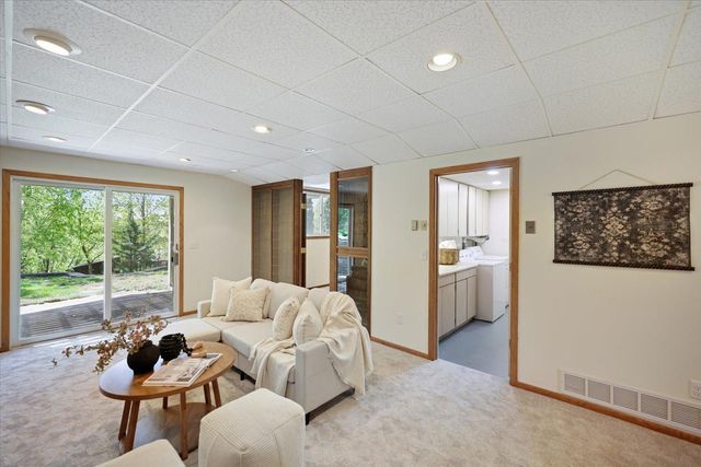 4497 Evergreen Drive, Vadnais Heights, MN 55127