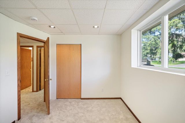 4497 Evergreen Drive, Vadnais Heights, MN 55127