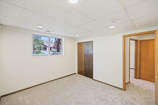4497 Evergreen Drive, Vadnais Heights, MN 55127