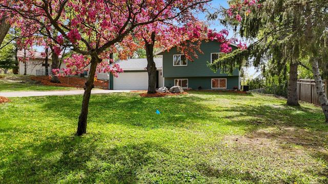 4497 Evergreen Drive, Vadnais Heights, MN 55127