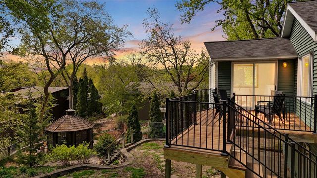 4497 Evergreen Drive, Vadnais Heights, MN 55127